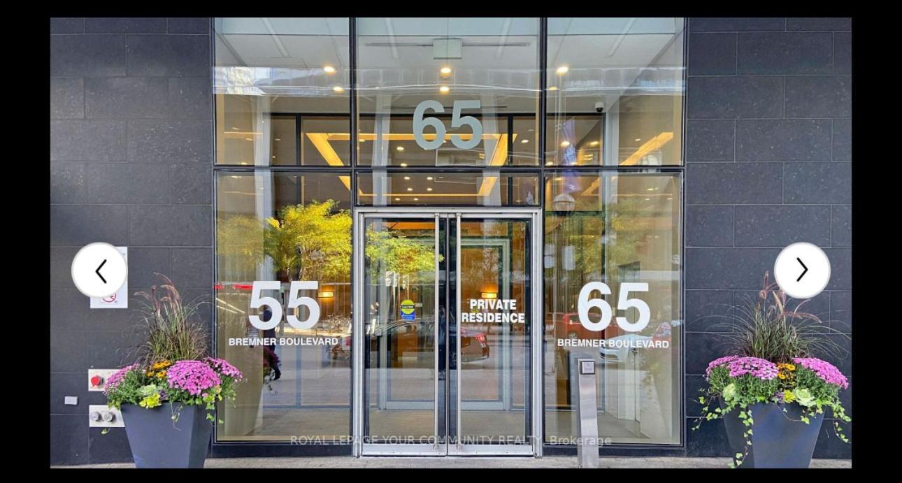 2-Bdrm And 1 Den 3 Bed Condo With 2 Bath - Walking Distance To Scotiabank Arena, Cn Tower, Union Station, Ripleys With Free Parking Toronto Exterior foto